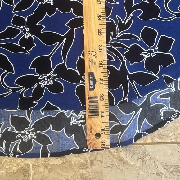NWT Tommy Bahama Forte Floral Midi Skirt Size 16 Blue Black White Rayon - Picture 11 of 15